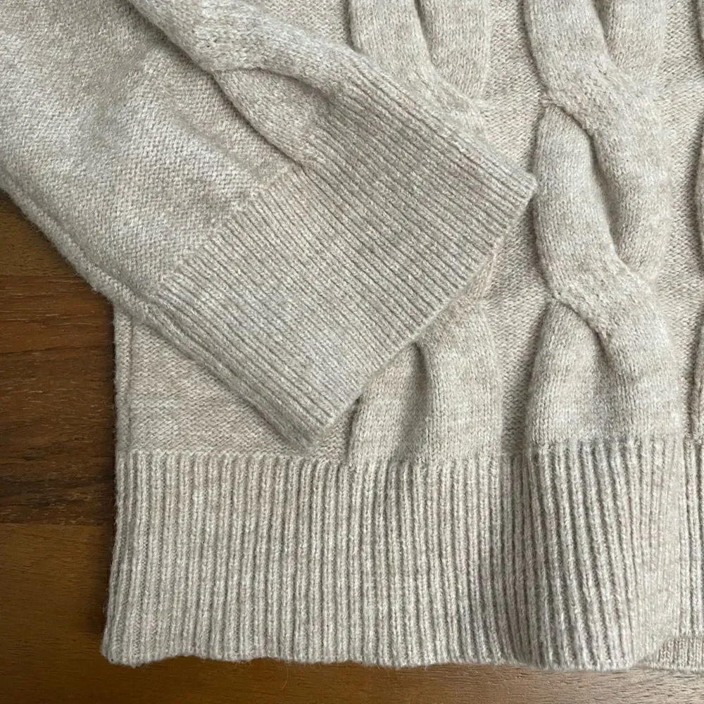 HYFVE Tan Oatmeal V-Neck Cable Knit Sweater || SZ S